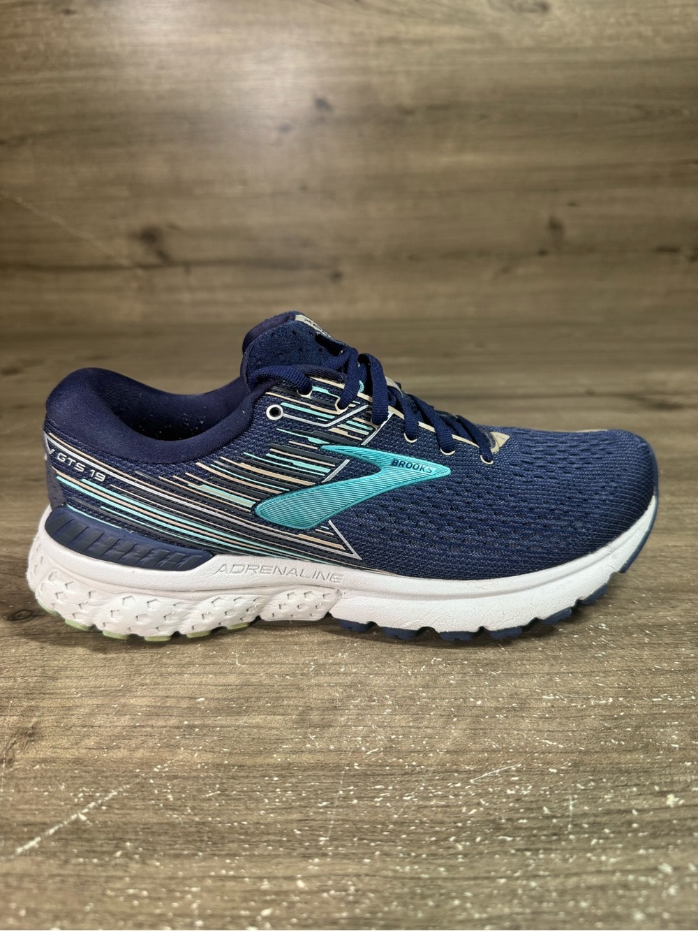 Brooks Adrenaline GTS 19 Womens 9 B Navy Aqua Running Shoes 1202841B450